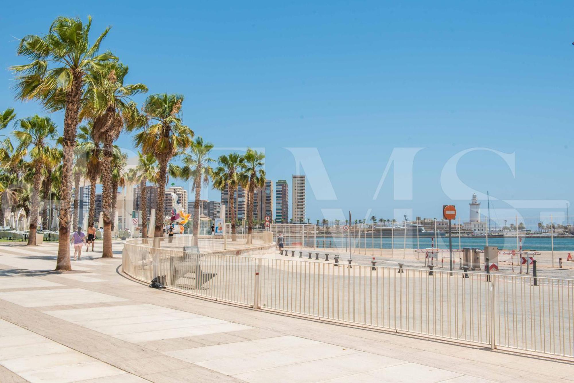 Romantic Studio In The Center By Rems Malaga Luaran gambar